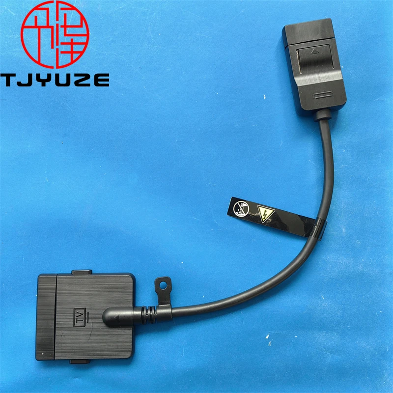 One Connect Cable BN39-02395C  - огляд і ціна Smart Home Samsung